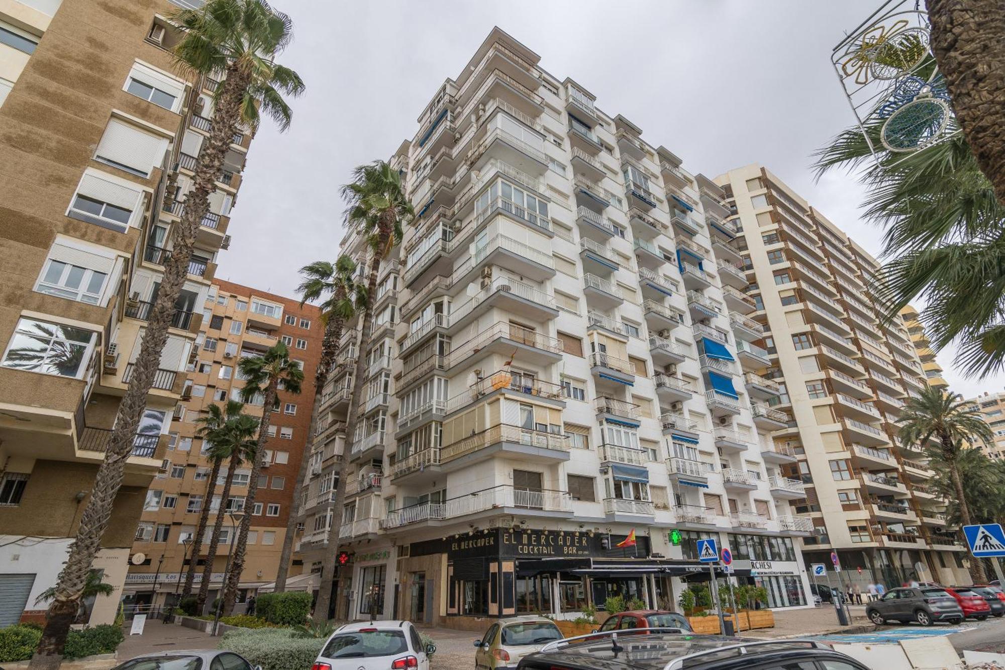 Suite Homes Malagueta Beach マラガ エクステリア 写真