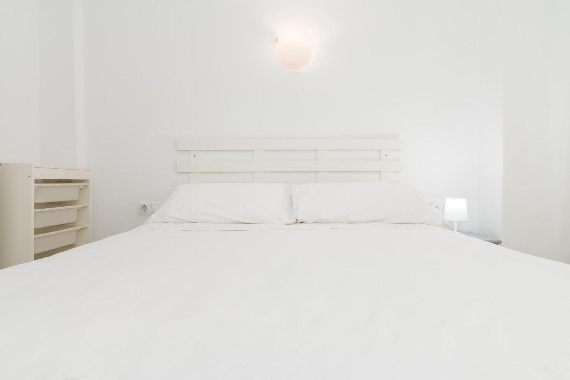 Suite Homes Malagueta Beach マラガ エクステリア 写真